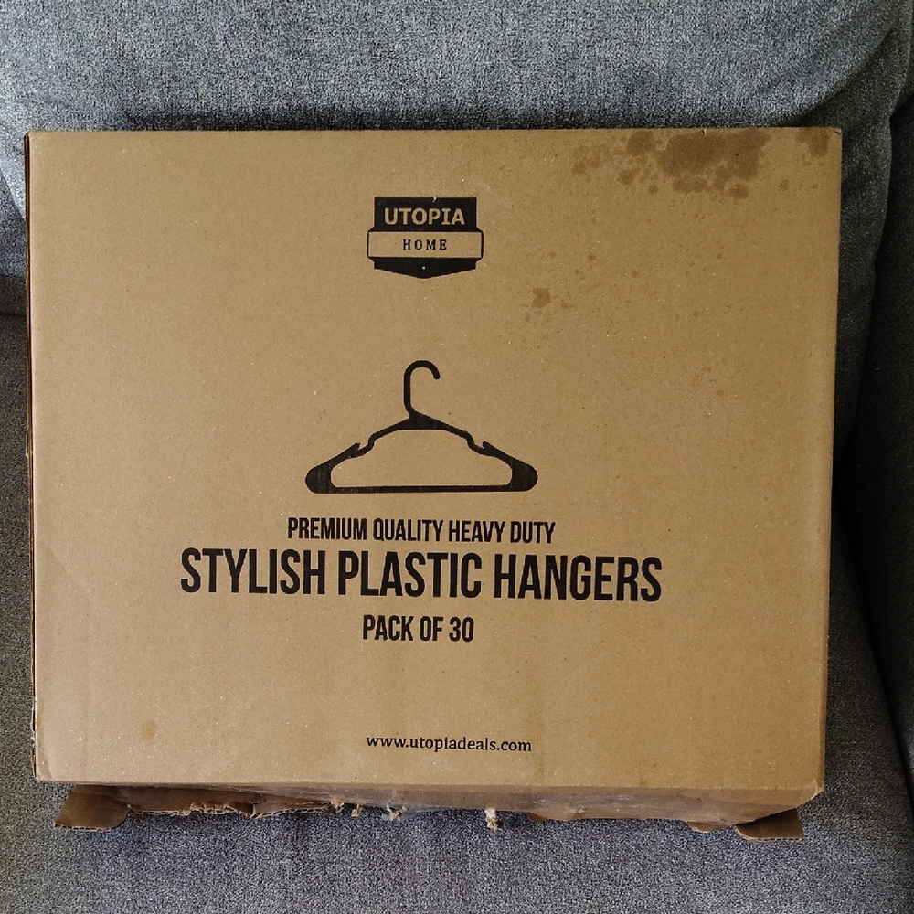 Utopia Home Stylish Plastic Hangers - Pack of 30 Aqua